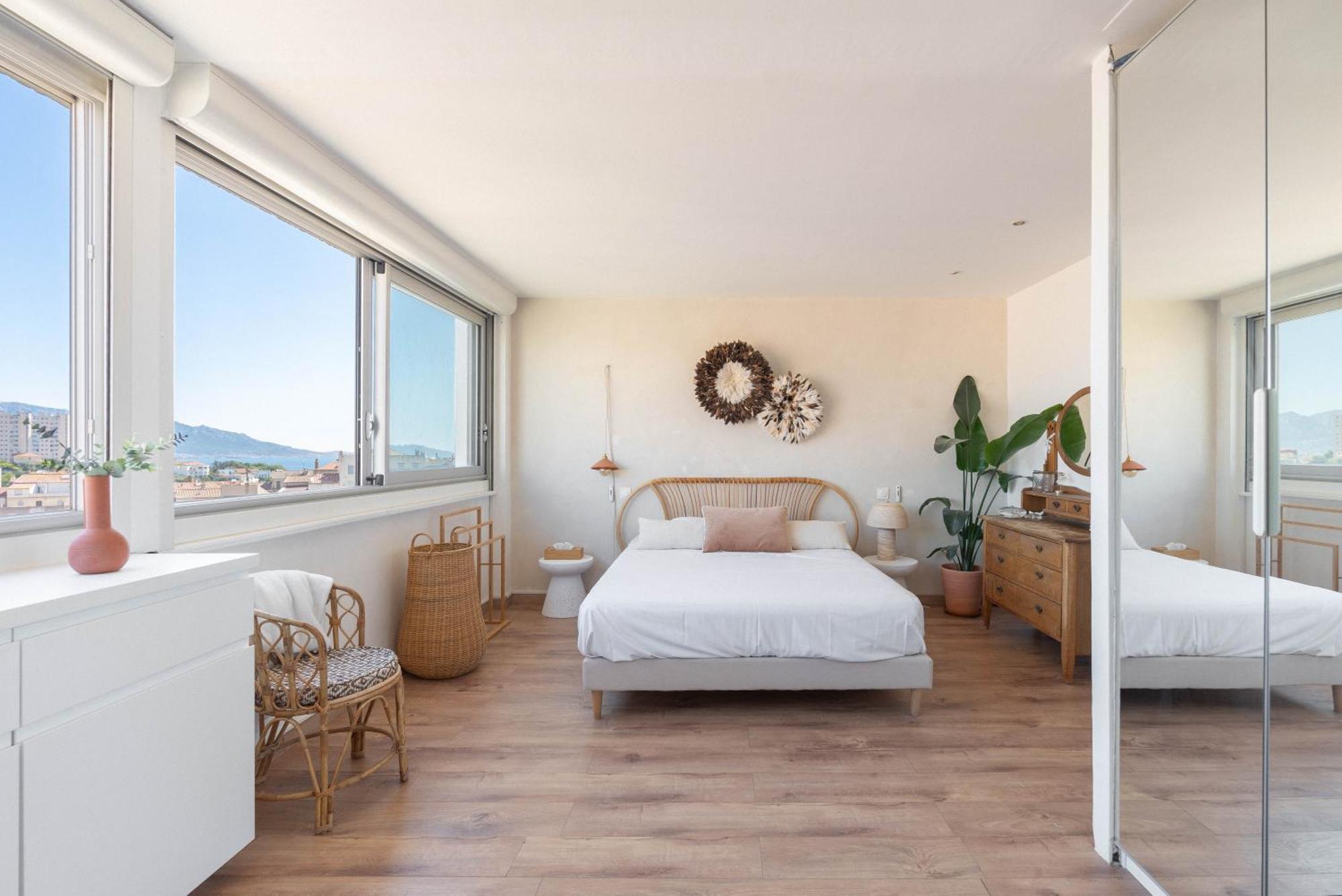Apartment Serenity Escape - Sea View & Sunset